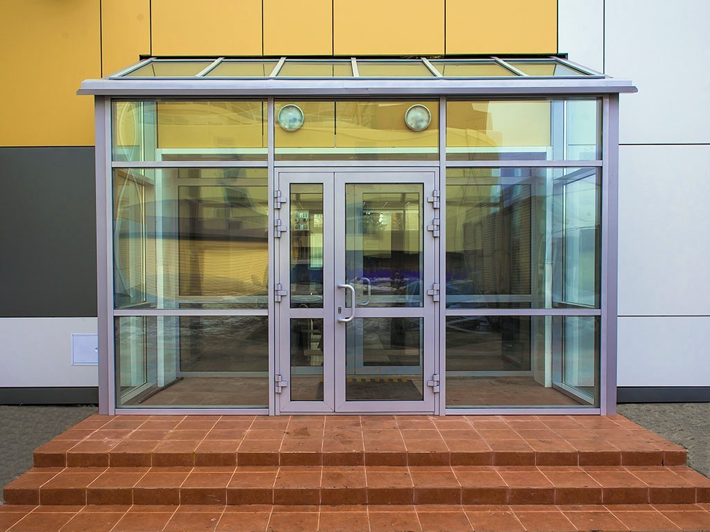 <span style="font-weight: bold;">входные группы из пластика</span>